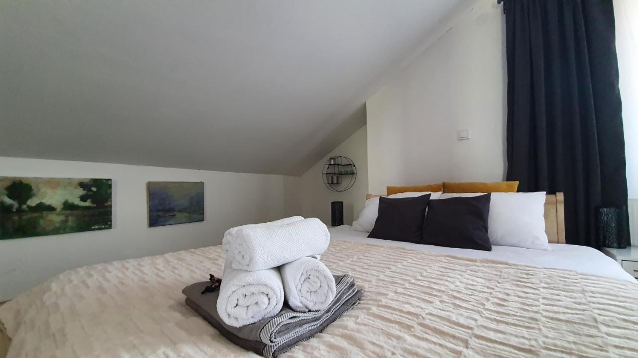 Villa Mons Aureus Popovac Exteriér fotografie